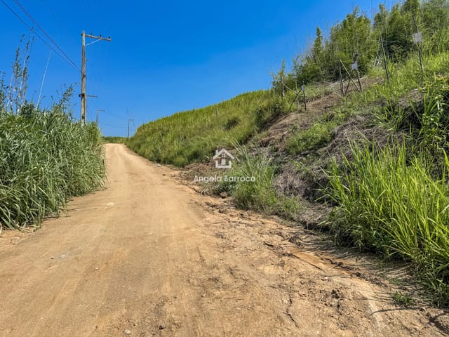 Terreno com 600m², à venda, no bairro Cajueiros (Itaipuaçu) em Maricá