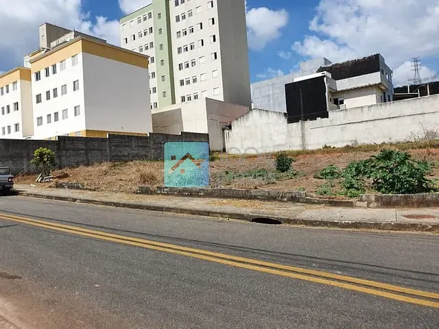 Terreno com 342m², à venda, no bairro Jardim Santa Júlia em São José dos Campos