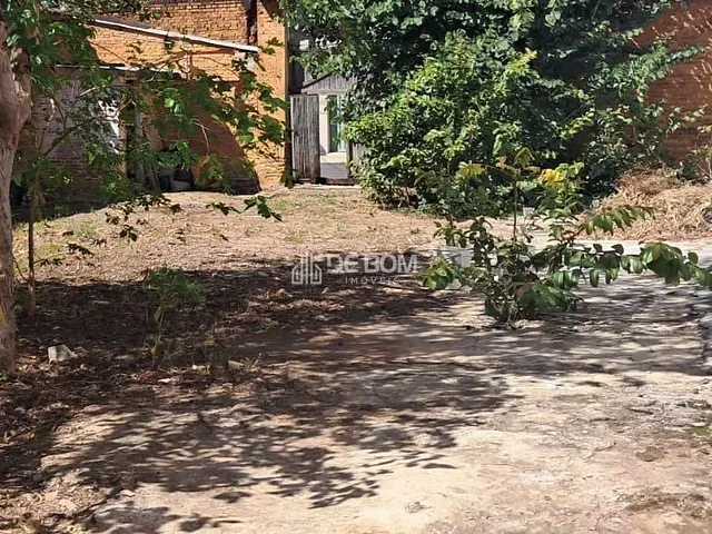 Terreno com 300m², à venda, no bairro João Pinheiro em Poços de Caldas