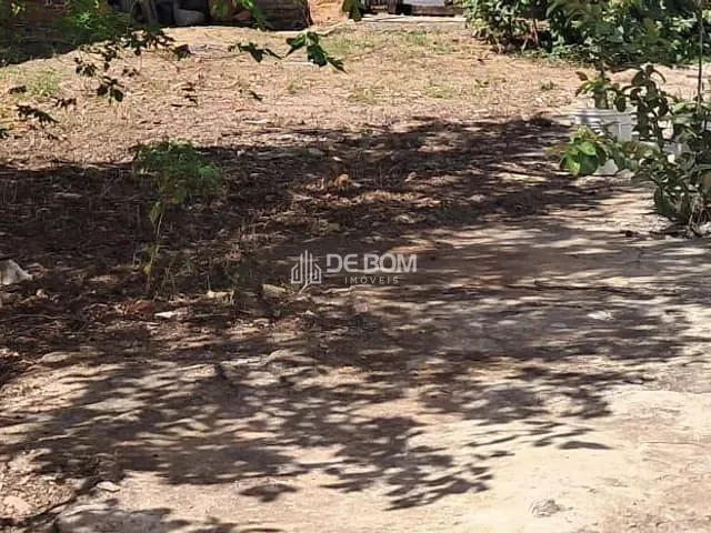 Terreno com 300m², à venda, no bairro João Pinheiro em Poços de Caldas