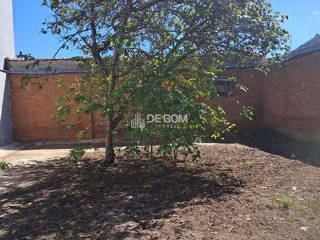 Terreno com 300m², à venda, no bairro João Pinheiro em Poços de Caldas