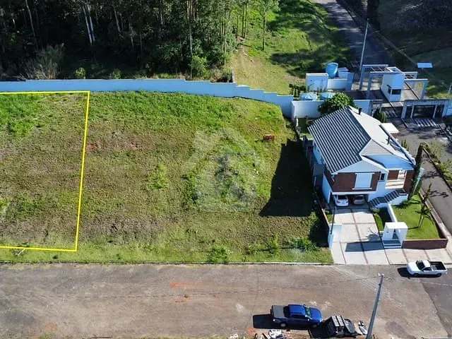 Terreno com 450m², à venda, no bairro Languiru em Teutônia