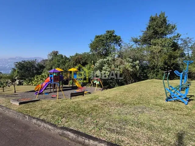 Terreno com 450m², à venda, no bairro Santa Cruz em Concórdia