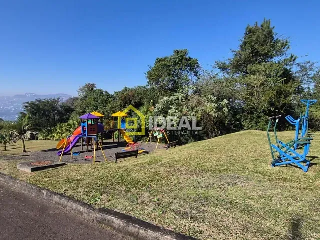 Terreno com 450m², à venda, no bairro Santa Cruz em Concórdia