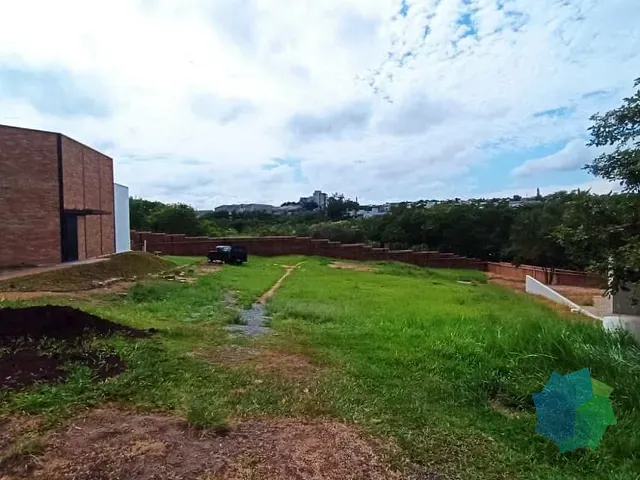 Terreno com 1568m², à venda, no bairro Terras de Monte Serrat em Salto