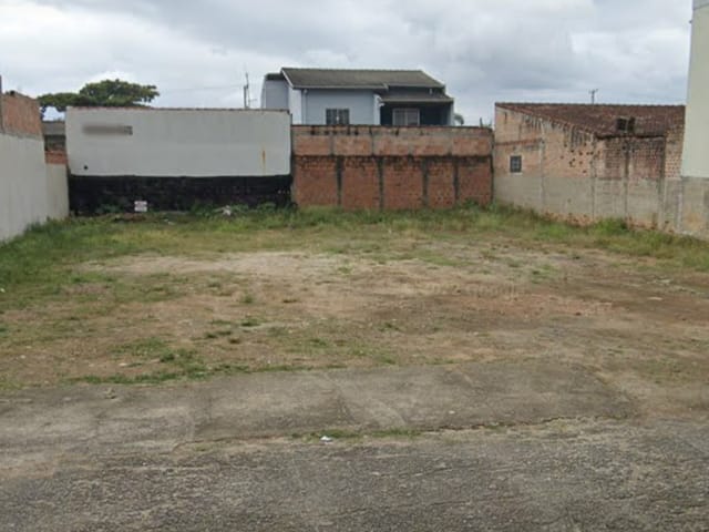Terreno com 300m² 1 quarto e 1 banheiro, à venda, no bairro Cidade Nova em Pindamonhangaba