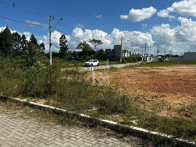Terreno com 450m², à venda, no bairro Areias em Tijucas