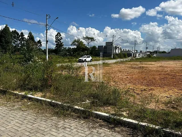 Terreno com 450m², à venda, no bairro Areias em Tijucas