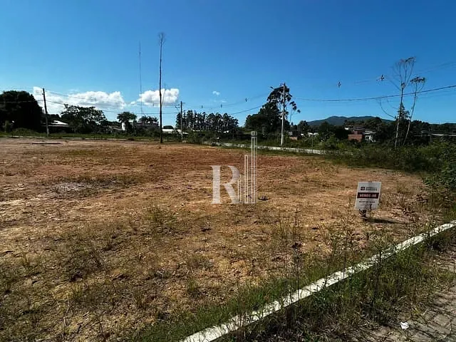 Terreno com 450m², à venda, no bairro Areias em Tijucas