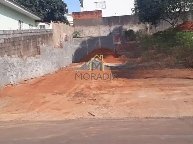 Terreno com 360m², à venda, no bairro Jardim Agenor de Lima em Guaxupé