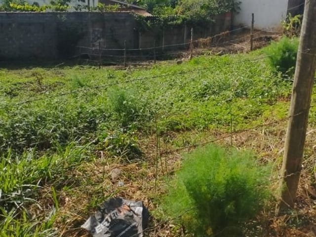Terreno à venda, no bairro São Benedito em Cambuí