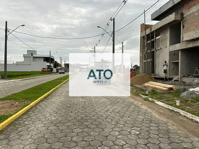 Terreno com 360m², à venda, no bairro XV novembro em Tijucas