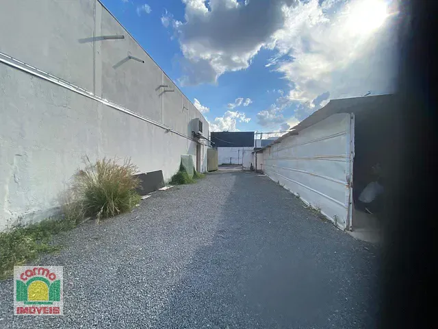 Terreno com 330m², à venda, no bairro Centro em Anápolis