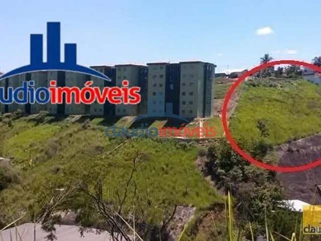 Terreno à venda, no bairro Parque Independência em Barra Mansa