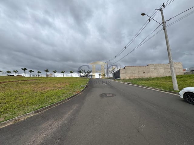 Terreno com 381m², à venda, no bairro Jardim São Lucas em Salto de Pirapora