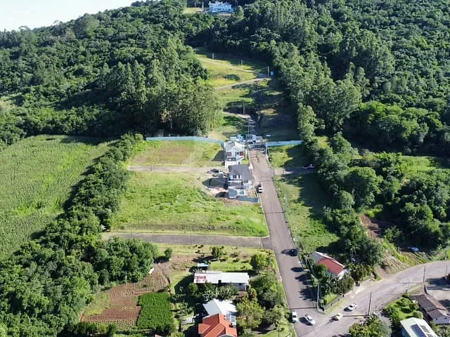 Terreno com 450m², à venda, no bairro Languiru em Teutônia