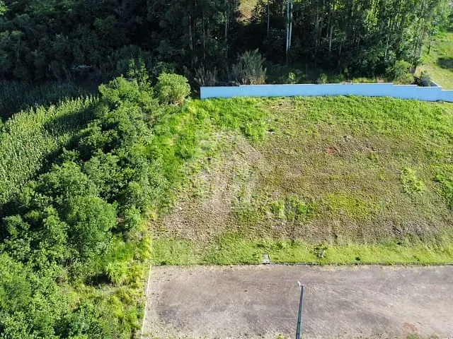 Terreno com 450m², à venda, no bairro Languiru em Teutônia