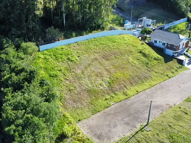 Terreno com 450m², à venda, no bairro Languiru em Teutônia