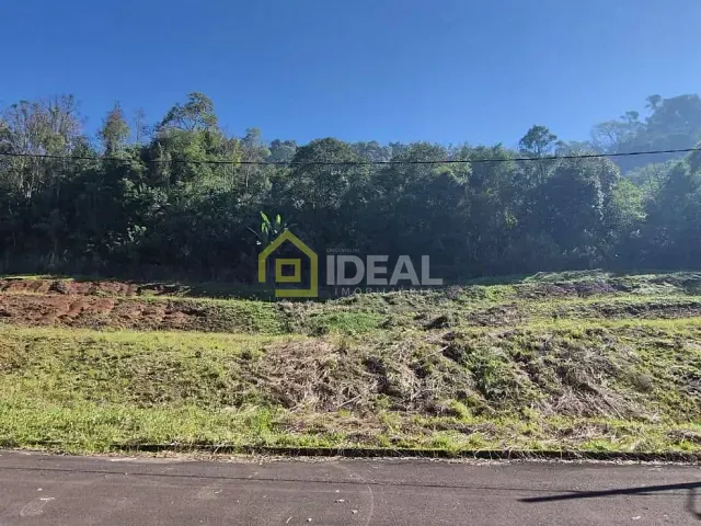 Terreno com 600m², à venda, no bairro Santa Cruz em Concórdia
