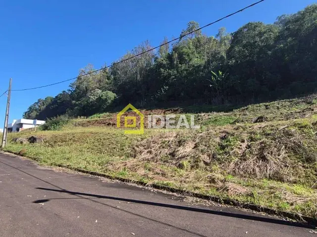 Terreno com 600m², à venda, no bairro Santa Cruz em Concórdia