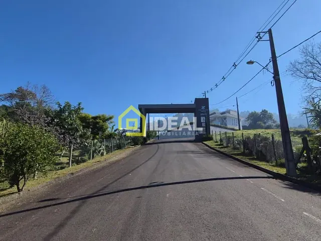 Terreno com 600m², à venda, no bairro Santa Cruz em Concórdia