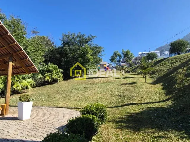 Terreno com 600m², à venda, no bairro Santa Cruz em Concórdia
