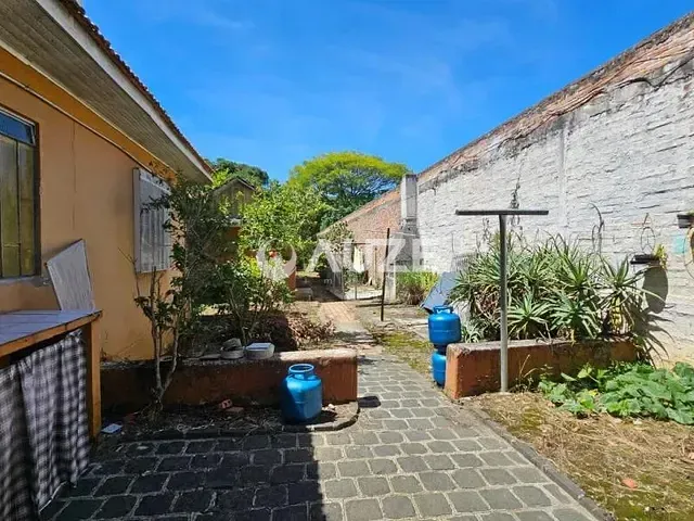 Terreno com 636m², à venda, no bairro Rebouças em Curitiba