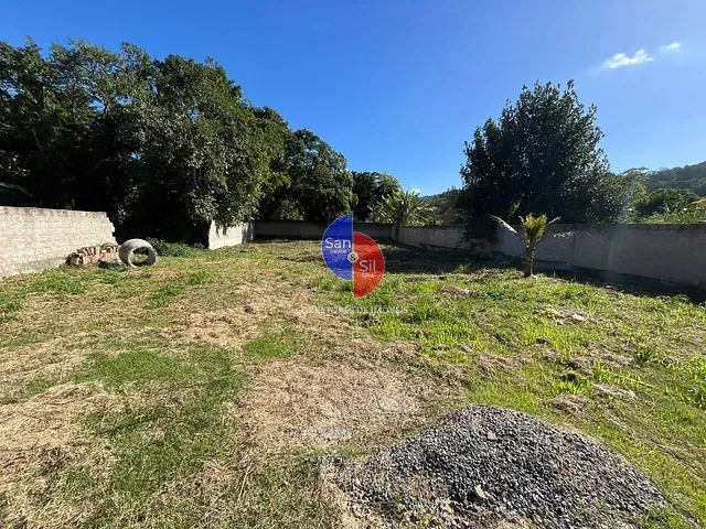 Terreno com 1000m², à venda, no bairro Cadetes Fabres em Guapimirim