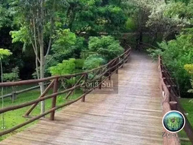 Terreno com 275m², à venda, no bairro Cajuru do Sul em Sorocaba
