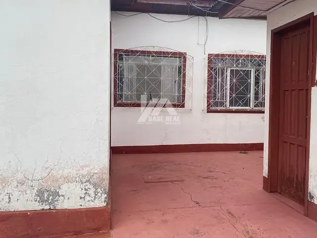Terreno com 804m², à venda, no bairro Orfãs em Ponta Grossa