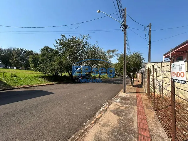 Terreno com 280m², à venda, no bairro Conjunto Parigot de Souza 3 em Londrina