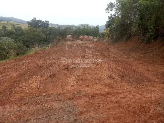 Terreno com 500m², à venda, no bairro Chácaras Santo Antonio do Jardim em Jaguariúna