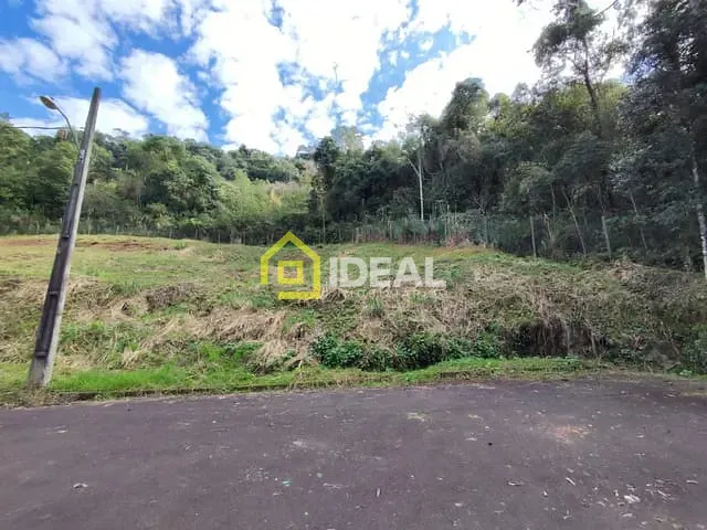 Terreno com 506m², à venda, no bairro Santa Cruz em Concórdia