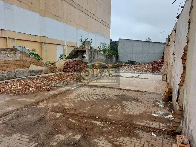 Terreno com 266m², à venda, no bairro Centro em Suzano