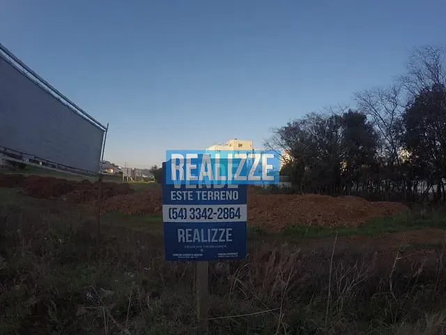 Terreno com 427m², à venda, no bairro Centro em Marau