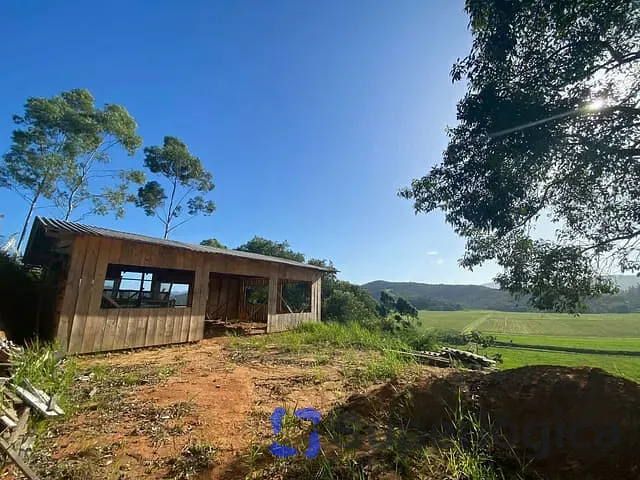 Terreno com 550m², à venda, no bairro Macacos em Camboriú