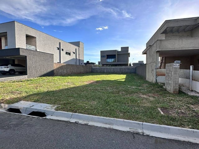 Terreno com 449m², à venda, no bairro Residencial Goiânia Golfe Clube em Goiânia
