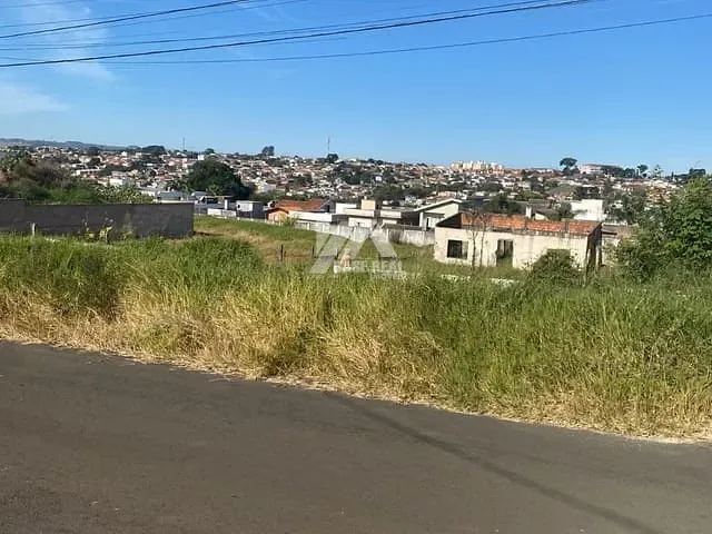 Terreno com 450m², à venda, no bairro Jardim Carvalho em Ponta Grossa