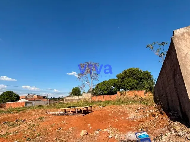 Terreno com 300m², à venda, no bairro Vila Oliveira em Aparecida de Goiânia