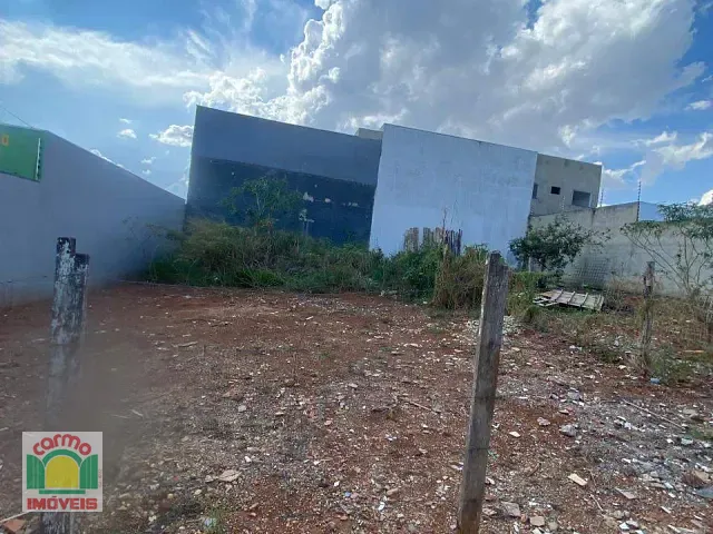 Terreno com 200m², à venda, no bairro Jardim Itália em Anápolis