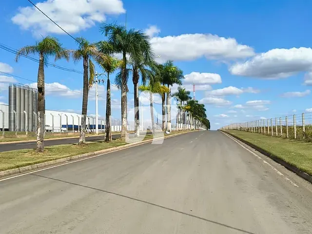 Terreno com 1020m², à venda, no bairro Recanto Universitário em Piracicaba