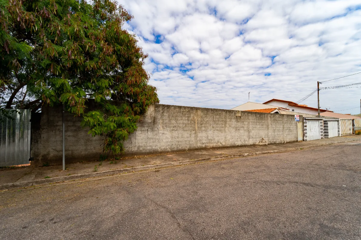 Terreno residencial para venda em Jardim Merci I, 372m²