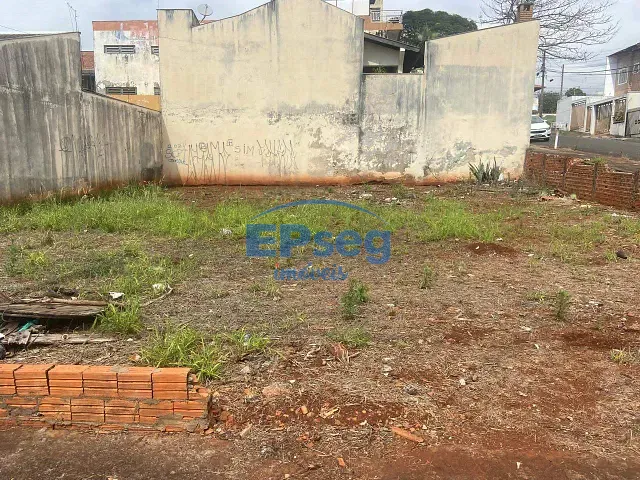 Terreno com 267m², à venda, no bairro Jardim Novo Sabará em Londrina