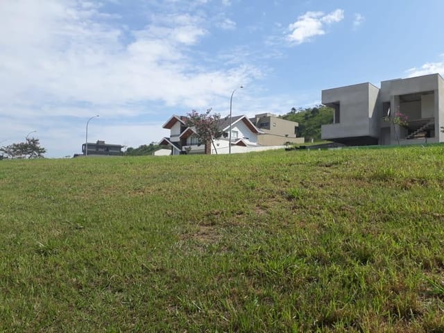 Terreno com 484m², à venda, no bairro Condomínio Residencial Alphaville II em São José dos Campos