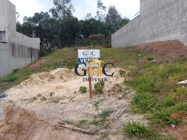 Terreno com 275m², à venda, no bairro Jardim São Lucas em Salto de Pirapora
