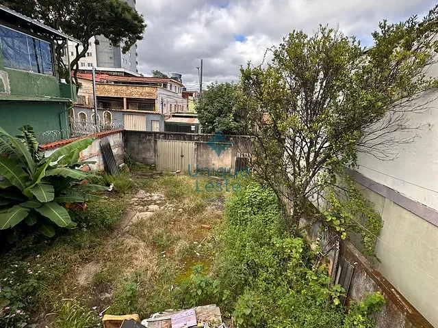 Terreno com 350m², à venda, no bairro Esplanada em Belo Horizonte