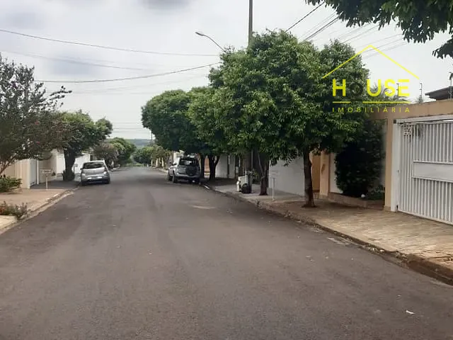 Terreno com 300m², à venda, no bairro San Remo em Votuporanga