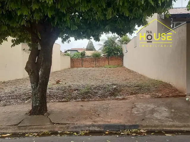 Terreno com 300m², à venda, no bairro San Remo em Votuporanga