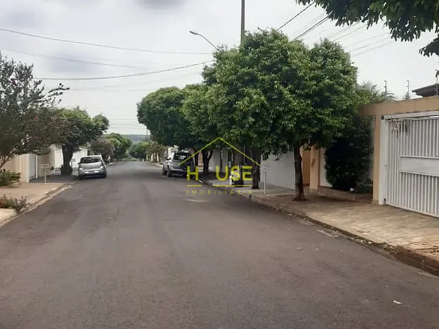 Terreno com 300m², à venda, no bairro San Remo em Votuporanga