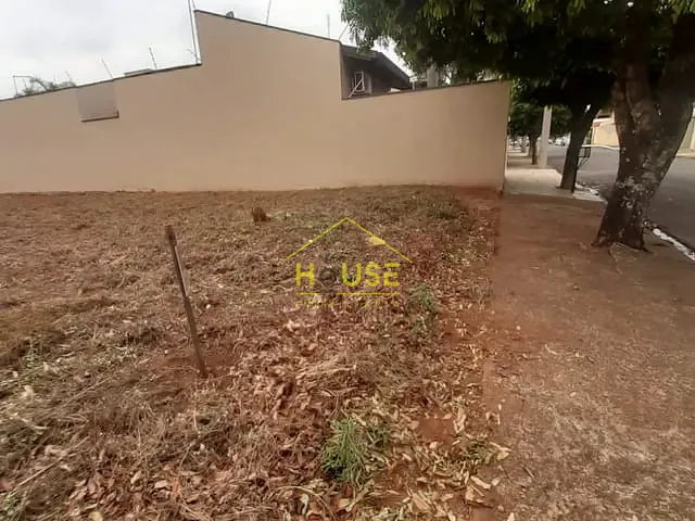 Terreno com 300m², à venda, no bairro San Remo em Votuporanga